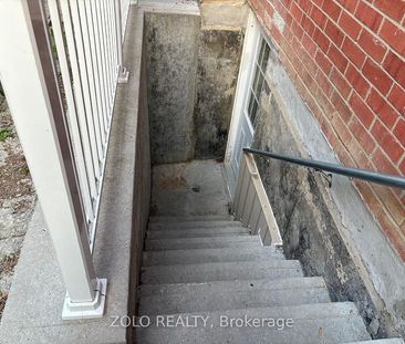 For Lease - 50 Dundalk Crescent, Brampton, Ontario - Photo 2