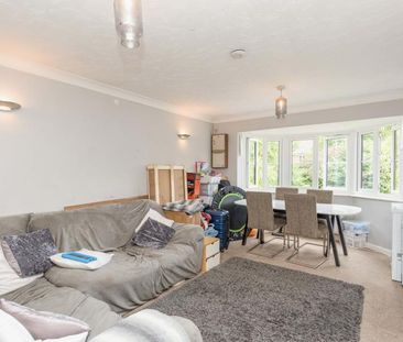 2 bedroom apartment to rent Cavendish Court, 52-54 Hadlow Road, Ton... - Photo 1