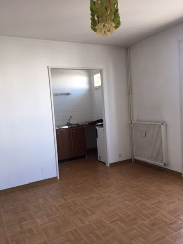 Louer studio 1 pièce de 26 m² à Rennes (35000) - Photo 3