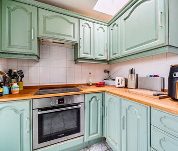 2 bedroom bungalow to rent - Photo 1