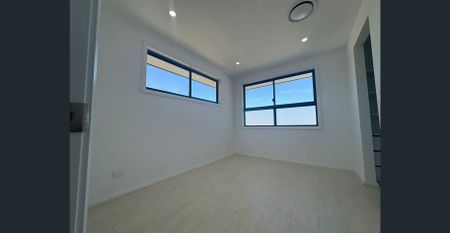 Brand New 4 Beds + Study with Premium Finishes - Photo 2