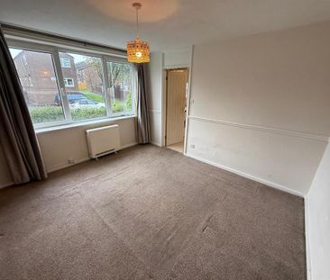 3 bedroom maisonette to rent - Photo 4