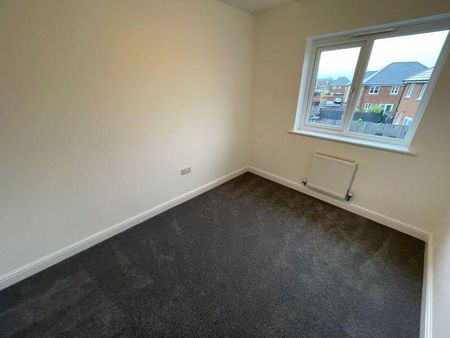 4 bedroom property to rent - Photo 2