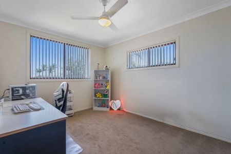 Charming Riverside Home - Photo 2