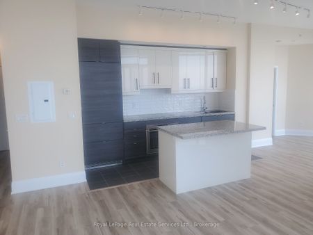 For Lease - 59 Annie Craig Drive Unit# 3702, Toronto, Ontario - Photo 3