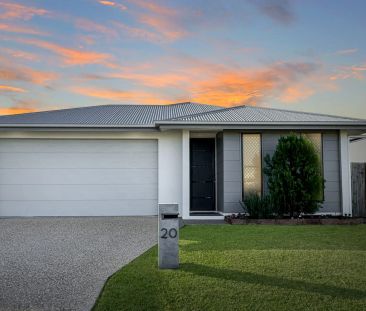 Modern Living Meets Convenience - Photo 3
