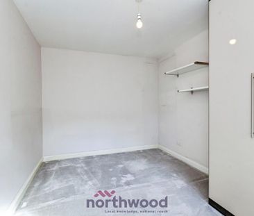 4 bedroom detached house to rent - Photo 4