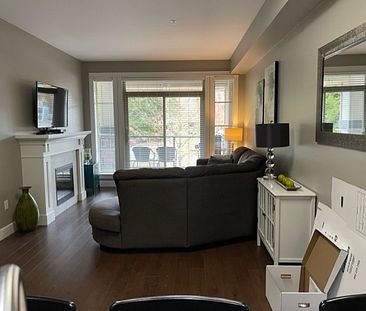 Edgewater - 1 Bedroom Condo in South Surrey - Photo 3