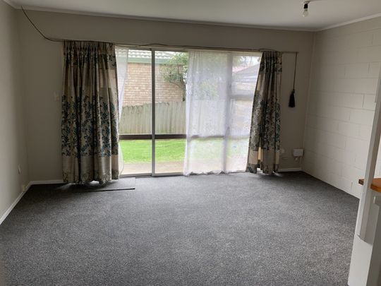 Cozy 2 Bedroom 1 Bathroom Unit - Photo 1