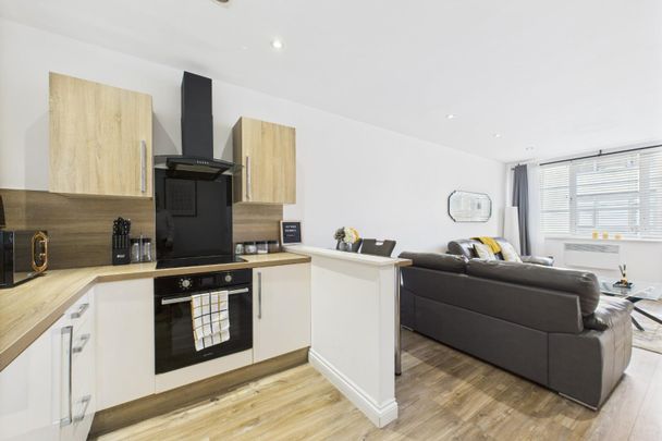 Mint Drive, Hockley - Photo 1