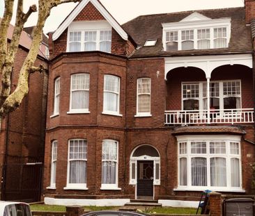 Studio to rent - Photo 6