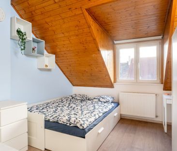 Nabídka pronájmu podkrovního zařízeného studia v lokalitě Praha 4 s... - Photo 4