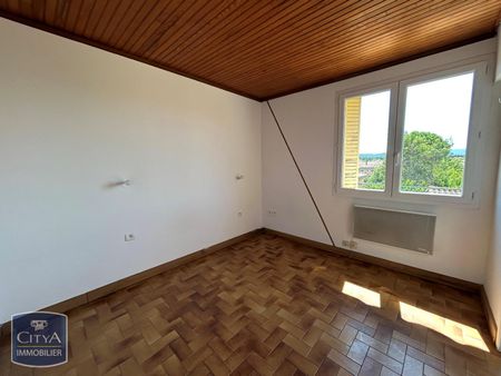Location Appartement 3 pièces 43m² CARPENTRAS 84200 - Photo 2