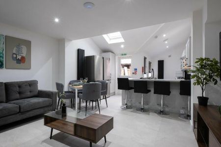 5 bedroom house to rent - Photo 2