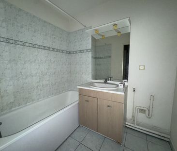 Location Appartement 3 pièces 64m² ST JEAN DE BRAYE 45800 - Photo 5