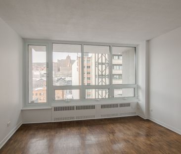 1975 Maisonneuve Blvd West1 - Photo 3