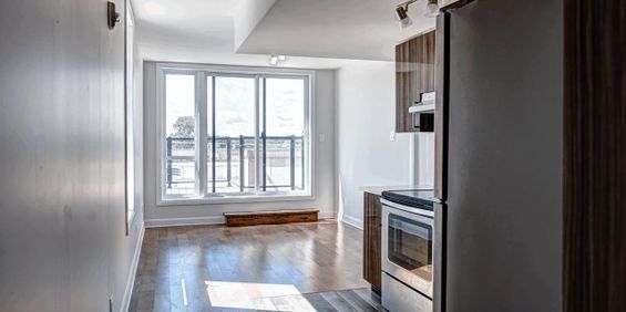 7070 Cote Saint Luc Road - 7070 Cote Saint Luc Road, Montréal - Photo 3