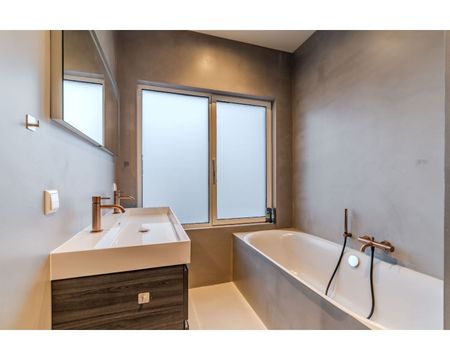 Appartement te huur: Van Hoytemastraat 101 2596 EP Den Haag - Photo 2