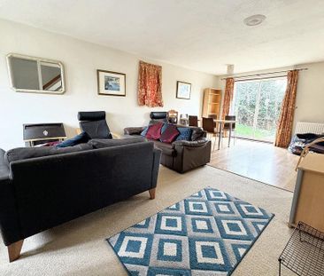 4 bedroom detached house to rent - Photo 4