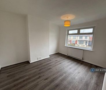 3 bedroom detached house to rent - Photo 5