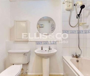 The Gables, Manor Drive, Wembley, HA9 - Photo 6