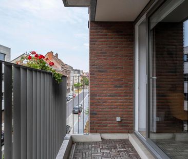 Nieuwbouw appartement met terras en parking, aan park Spoor Noord - Photo 1