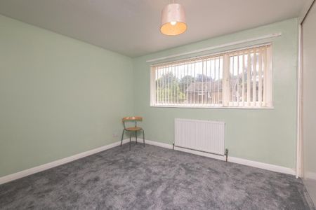 2 bedroom semi-detached house to rent - Photo 3