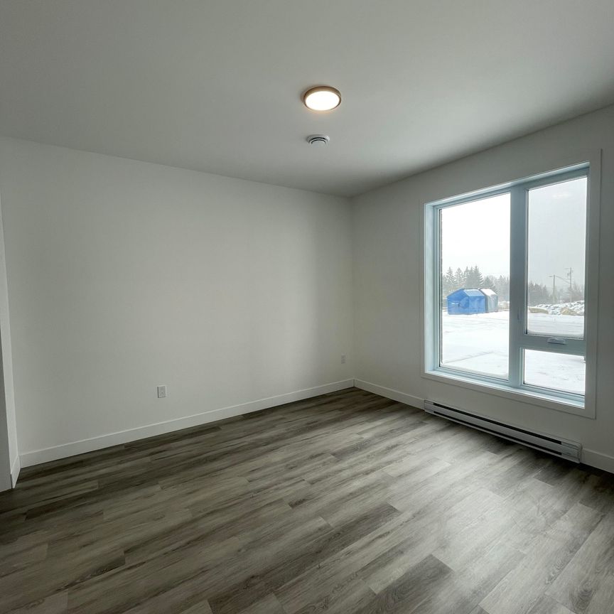 2401 Belvédère Sud - Photo 1
