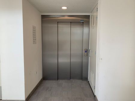 Te huur: Christoffelkruidstraat, 1032 LK Amsterdam - Photo 4