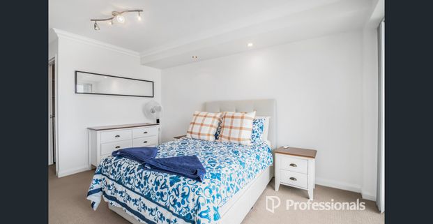 Spacious 1-Bedroom with River Views - Photo 1