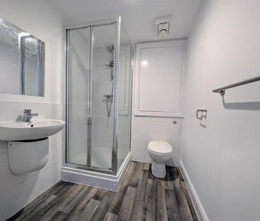 Studio to rent - Photo 6