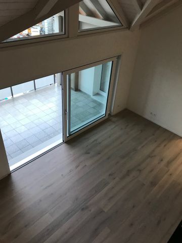 2 Zimmer, 120 m², 2. Stock - Photo 2