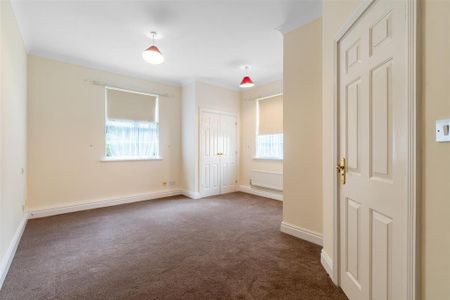 3 bedroom apartment to rent - Photo 2
