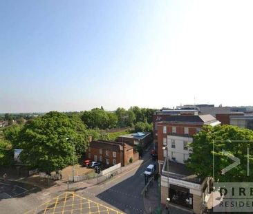 Station Approach, Epsom, KT19 - Photo 1