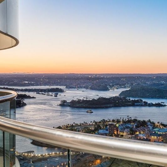LIVE THE HIGH LIFE IN THE CELEBRATED COVE TOWER | Unfurnished - Photo 1