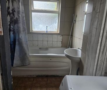 3 bedroom house to rent - Photo 2