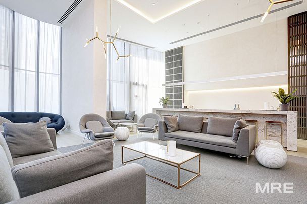 1405/135 A'Beckett Street, Melbourne - Photo 1