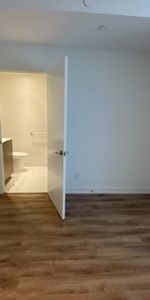 One Bedroom Condo Near Eaton Centre, TMU - Photo 3