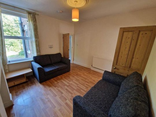 2 bedroom house share to rent - Photo 1