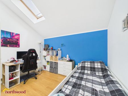 2 bedroom flat to rent - Photo 3
