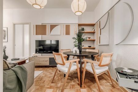 Calle de Fernán González, Madrid, Community of Madrid 28009 - Photo 2