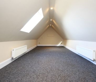 Bentend Farm, Denny, FK6 - Photo 1