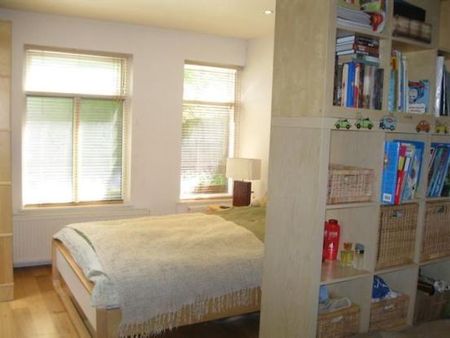 1 Bed Flat, Westerdale Road, SE10 - Photo 2