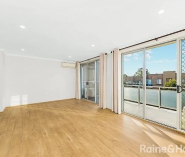 Two-Bedroom Apartment in Heart of Westmead - Photo 3