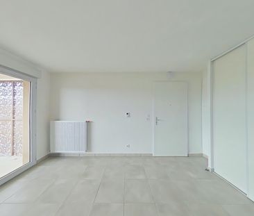 Location Appartement 2 pièces 42m² BRUGUIERES 31150 - Photo 2