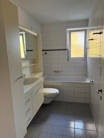 Charmante Wohnung mit Balkon zu vermieten ... - Foto 4