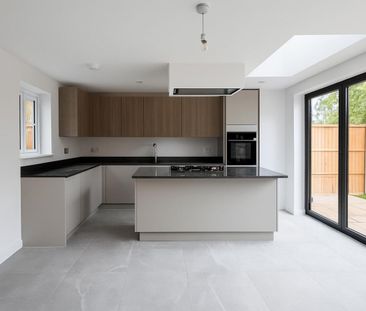 3 bedroom House To Let Total Size: 1045 SQ FT - Photo 1