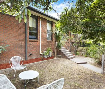 2/106 Brown Street, Heidelberg VIC 3084 - Photo 5