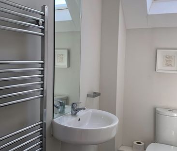 Oak Tree Close - Photo 3