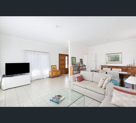 120 Kingsway, Woolooware, NSW 2230 - Photo 3